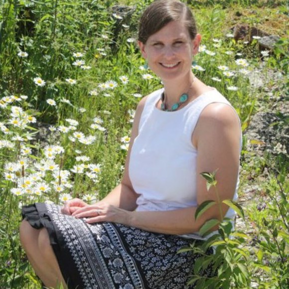 Meet your Posher, Jennifer - Picture 1 of 1